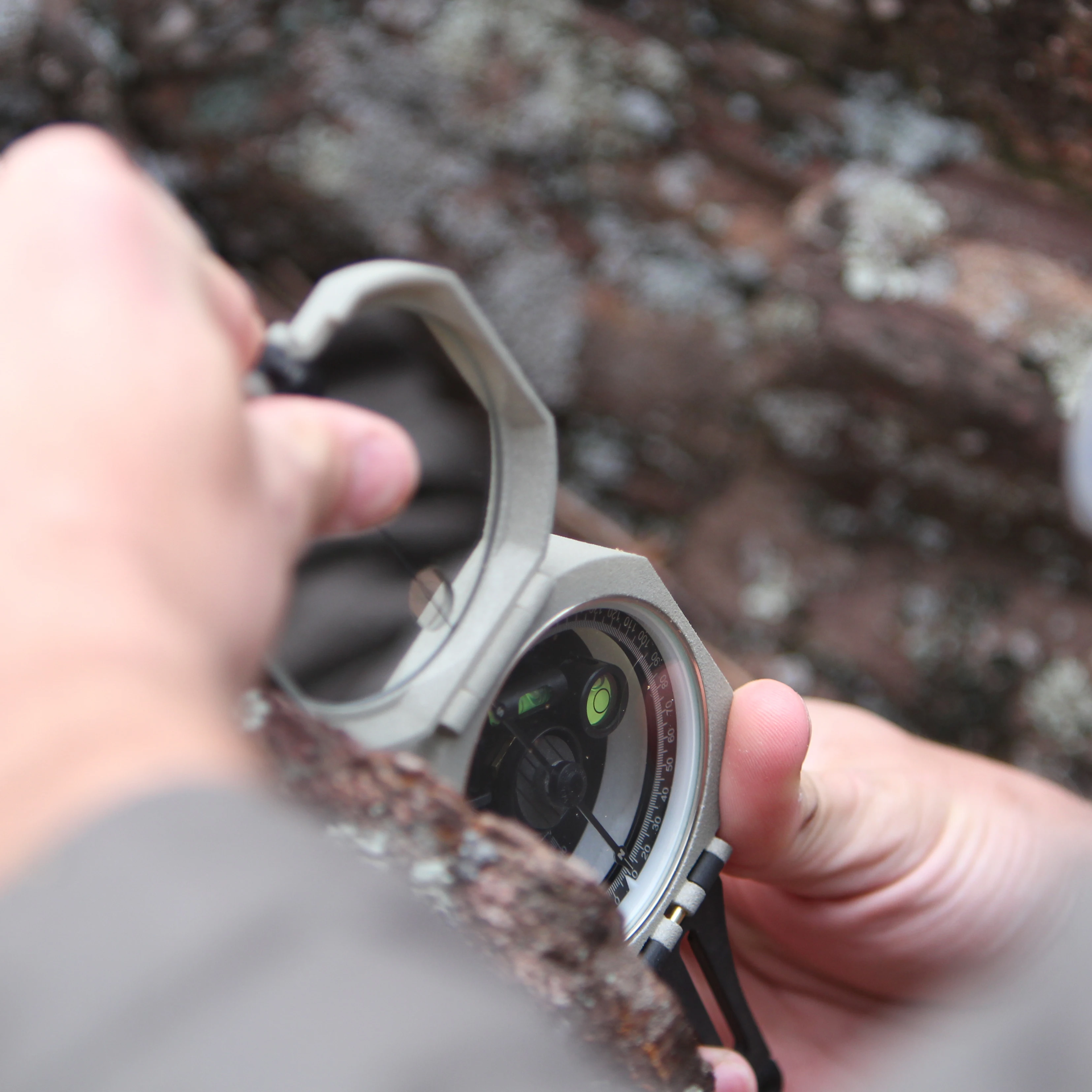 Compro Composite Transit Ultralight NdFeB Disk Magnet Internal Clinometer Compass Geological Quality for Outdoor