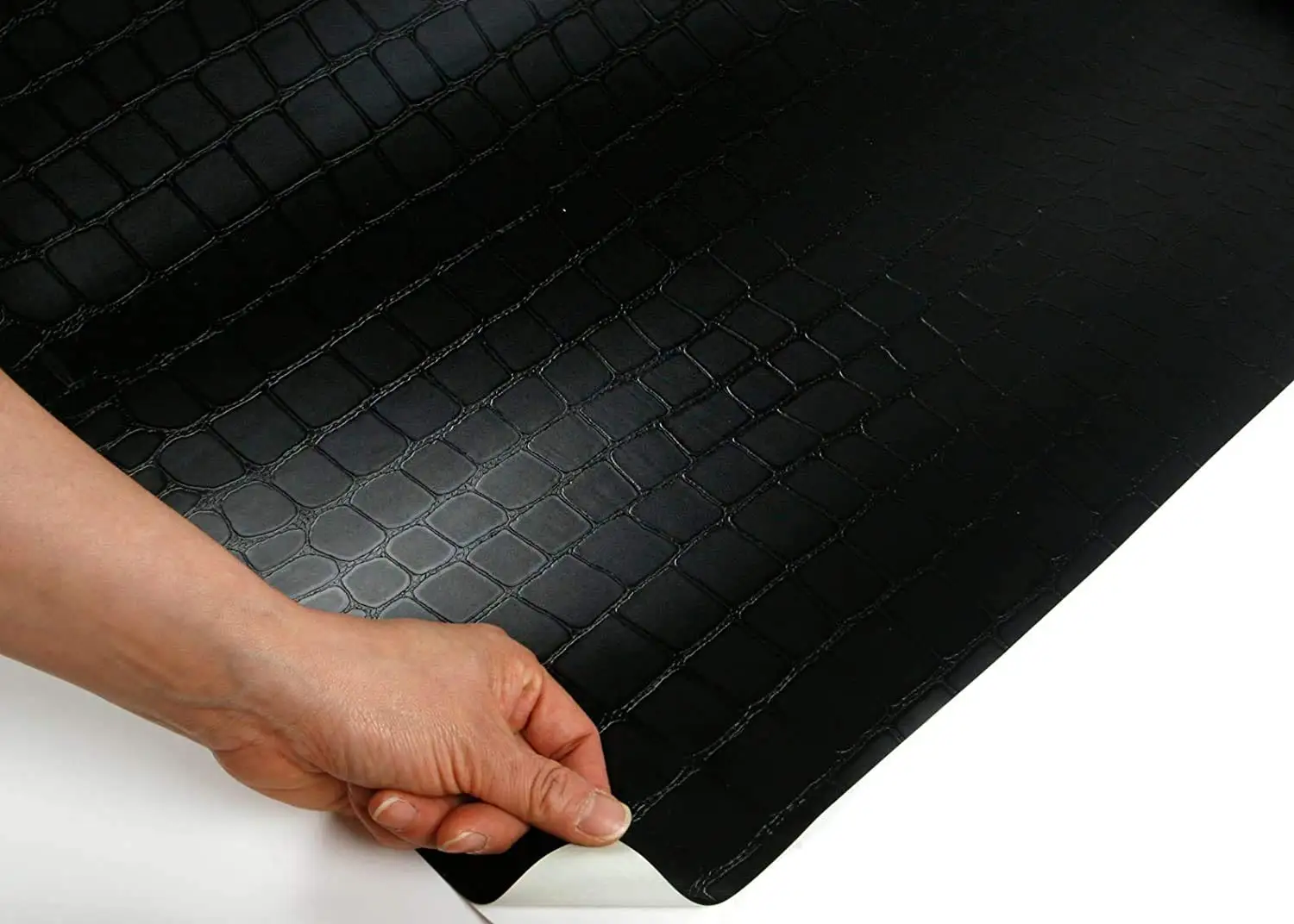 Genuine Leather Cow Skin  Black Color With Lizard plate Effect For Garments/Bags/Tool Box/Covers/Customize