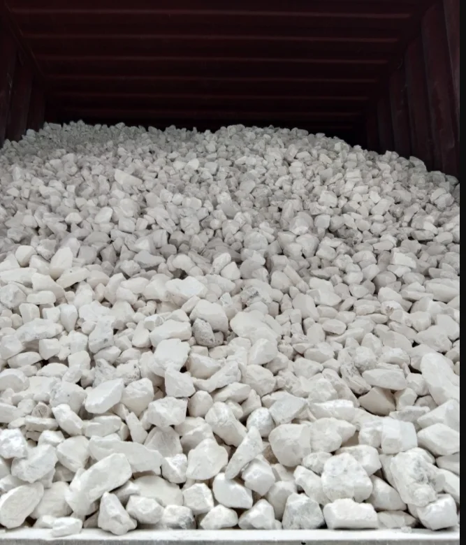 Best Offer With Good Quality Quick Lime size 10-60mm // Burnt Lime CaO 90% Min // Viet Nam Original