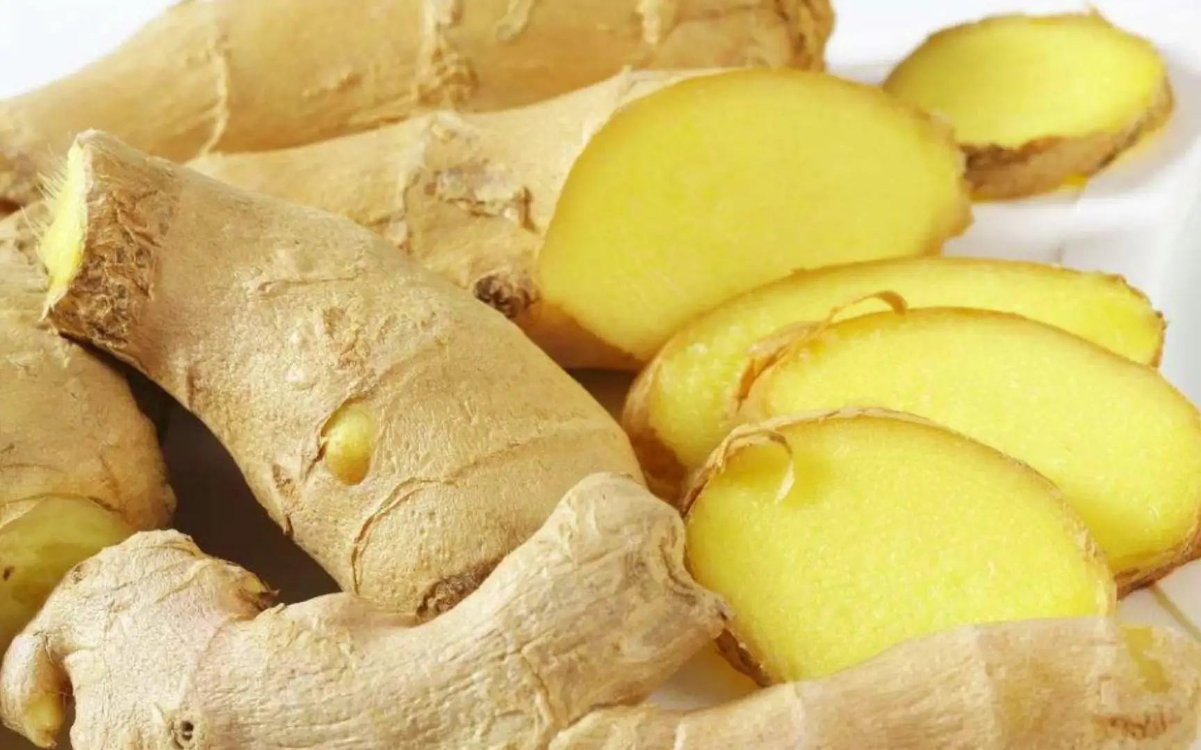 
We Sell 100% Pure Fresh Ginger / Dried Ginger / Ginger Extract Powder At Best Price... 