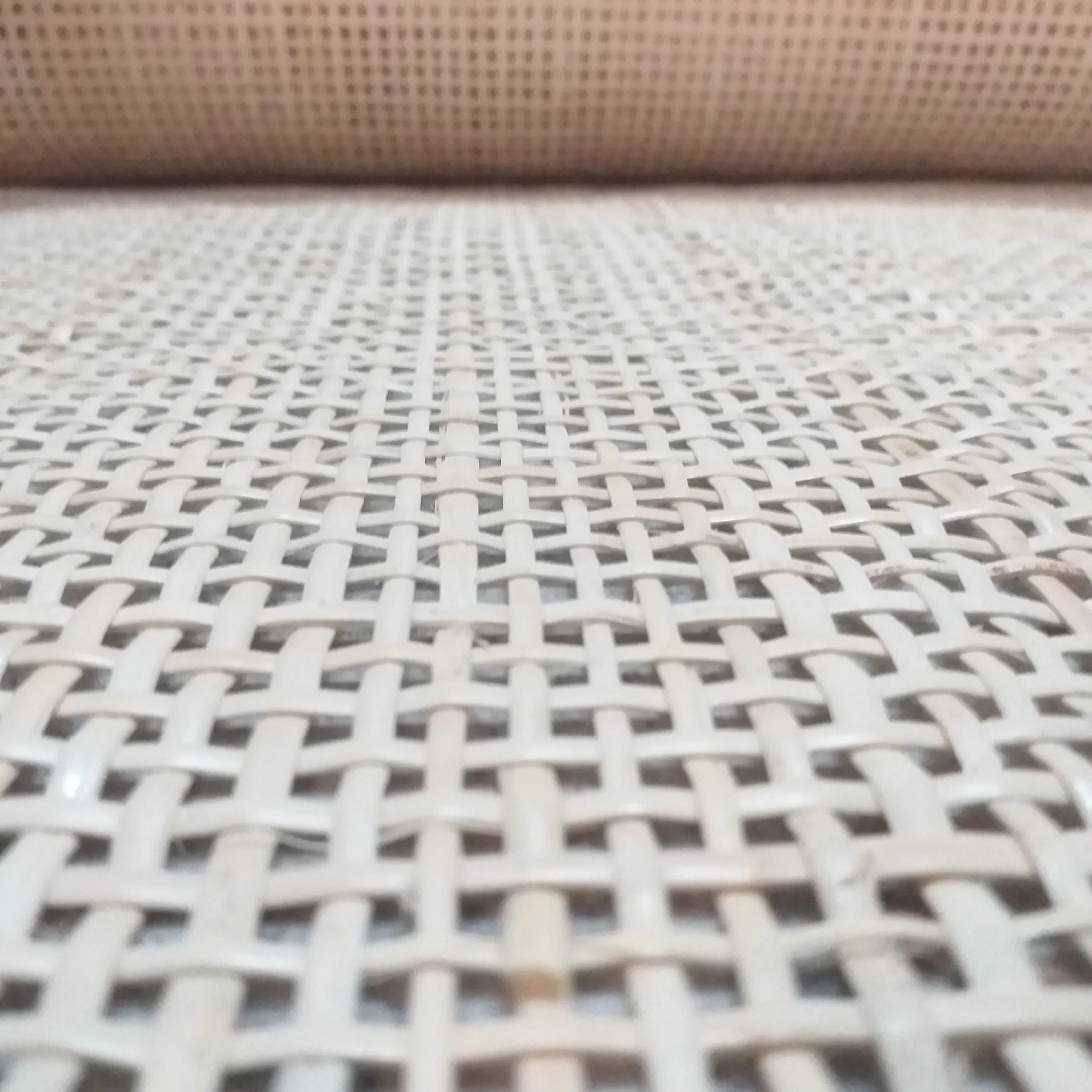
Open Webbing Rattan Cane Roll Rattan Natural Cane Roll Webbing for Furniture Best Decor Room and Wall 