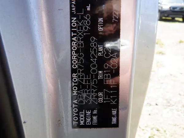 Used toyota mini van with good supplemental restraint system