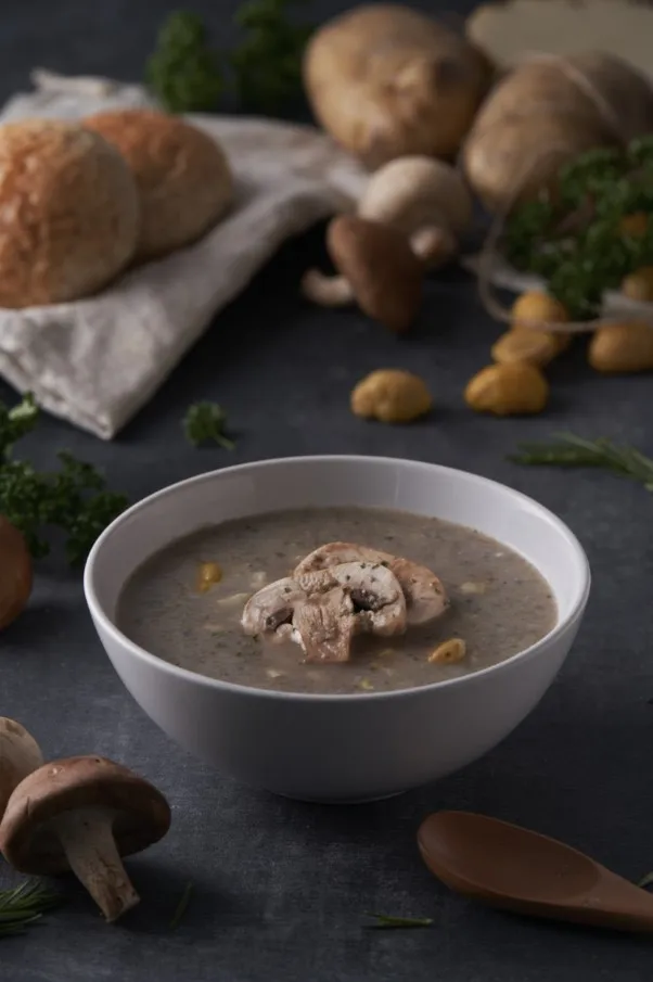 Instant soup ready to eat mushroom with no additives for family
