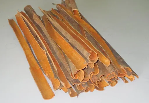 Оптовая продажа, 10 кг/коробка, Натуральный Темный сушеный стиль, необработанная обработка, нарезанная форма, разделенная кассия, происхождение из Вьетнама