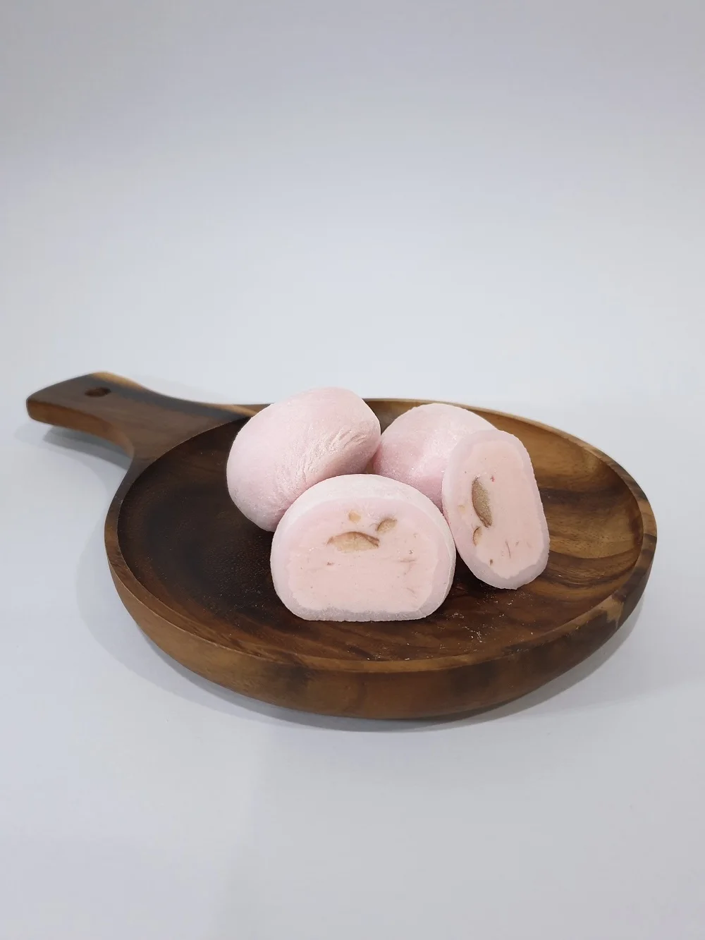 Delicious NUT Soft Fruity Milk Rice Dough Beverage OEM/ODM Mochi Ice Cream Sala Cider Red Bean Flavor