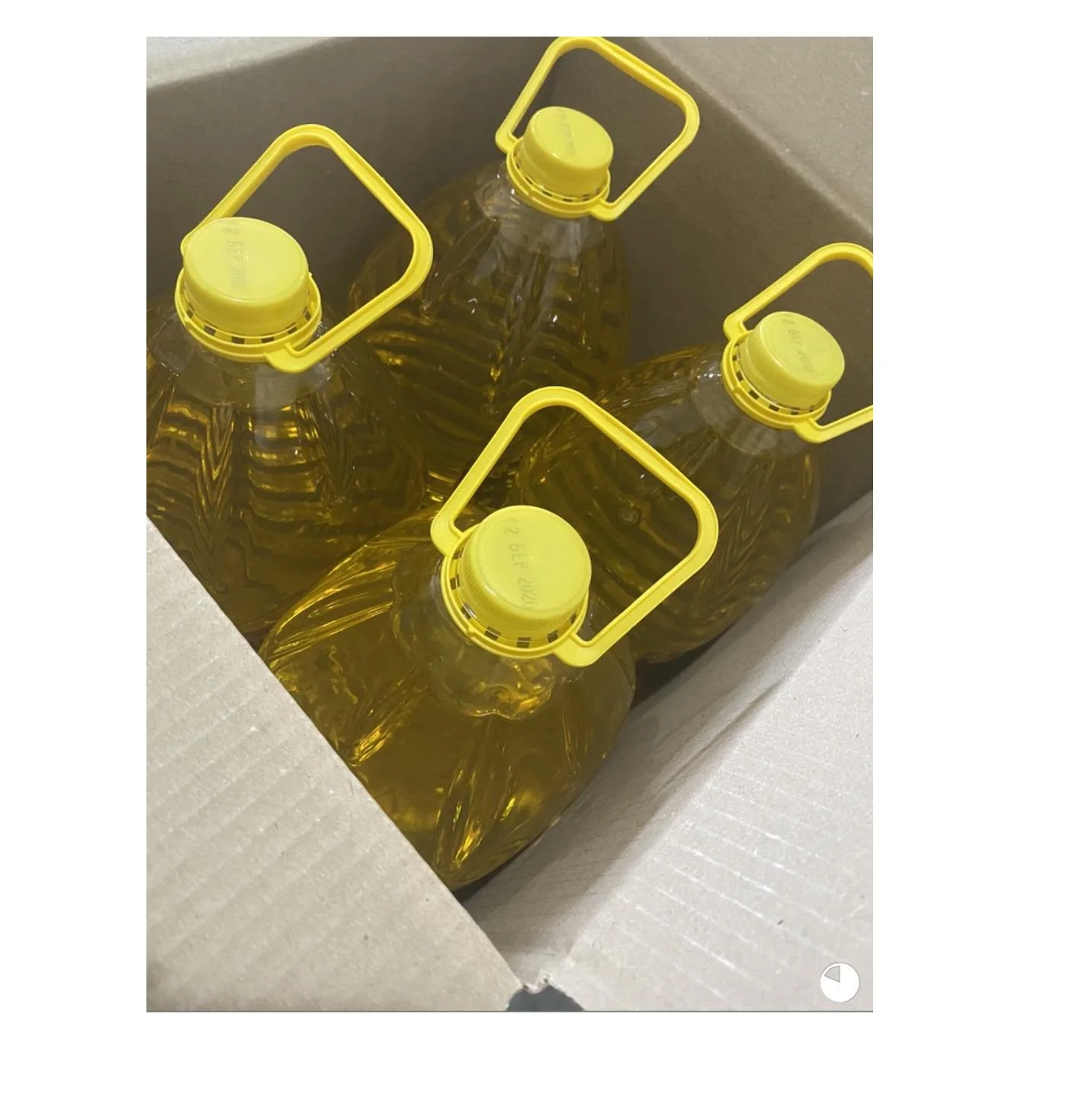 Best quality sunflower oil in bulk tanks and PET bottles from Ukraine
