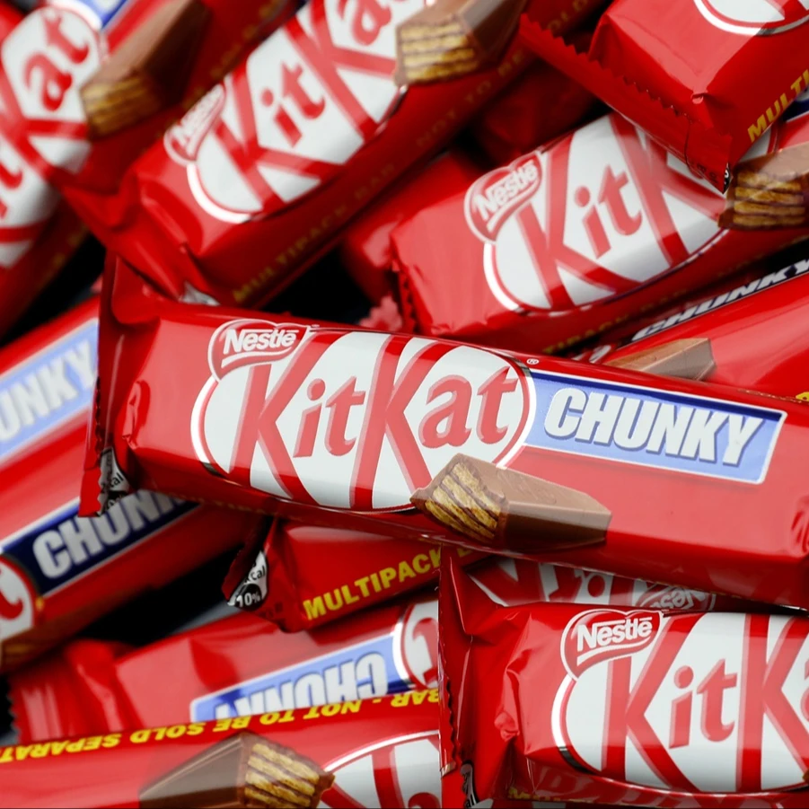 Крупный набор Nestle KitKat 40 г для продажи по всему