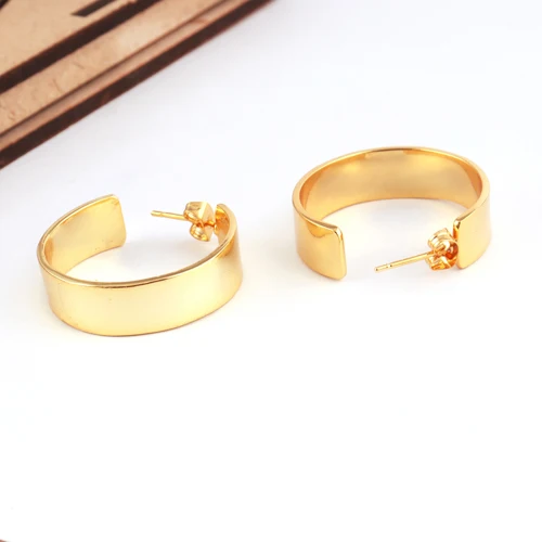 New Fashion Design Metal Hoop Earring Brass Gold/silver Plated Earring Statement Official Wear Handmade Women Hoop Bali Earrings