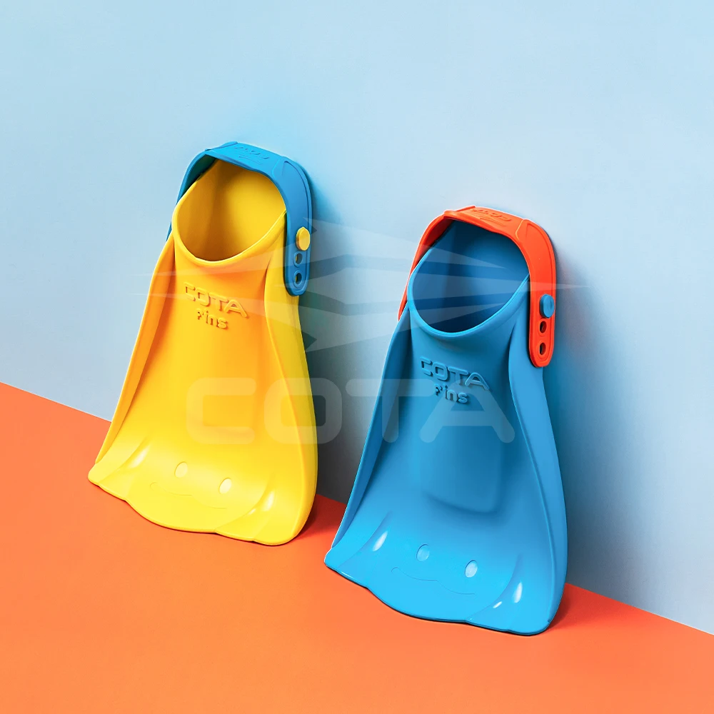
Stable Stingray kids snorkeling fins and boys girls rubber flippers for wide feet short blade swimming fins diving 