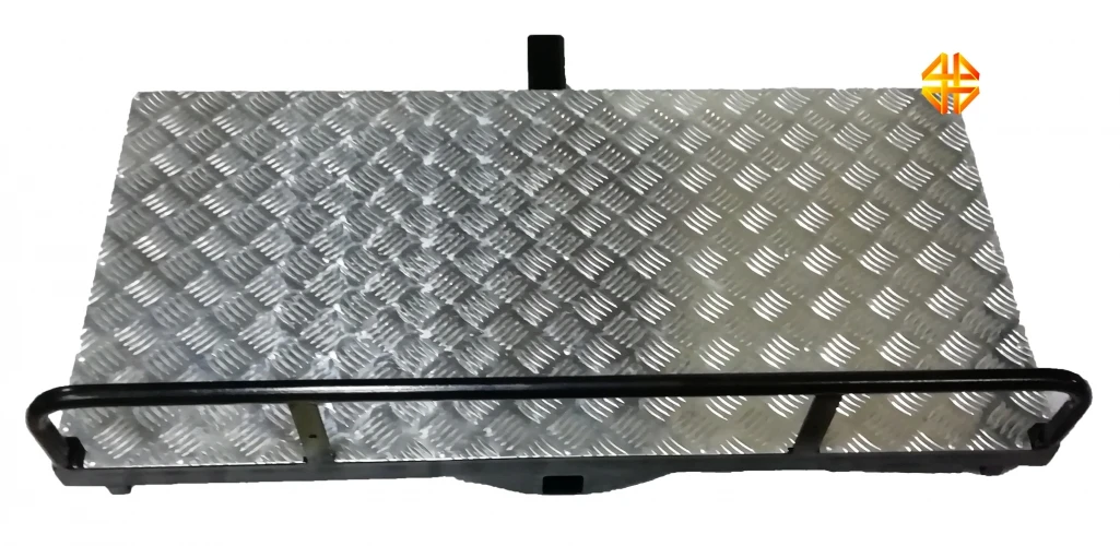 Platform for transporting cargo with attachment to the towbar of a car or ATV equipment PGT_PT.01