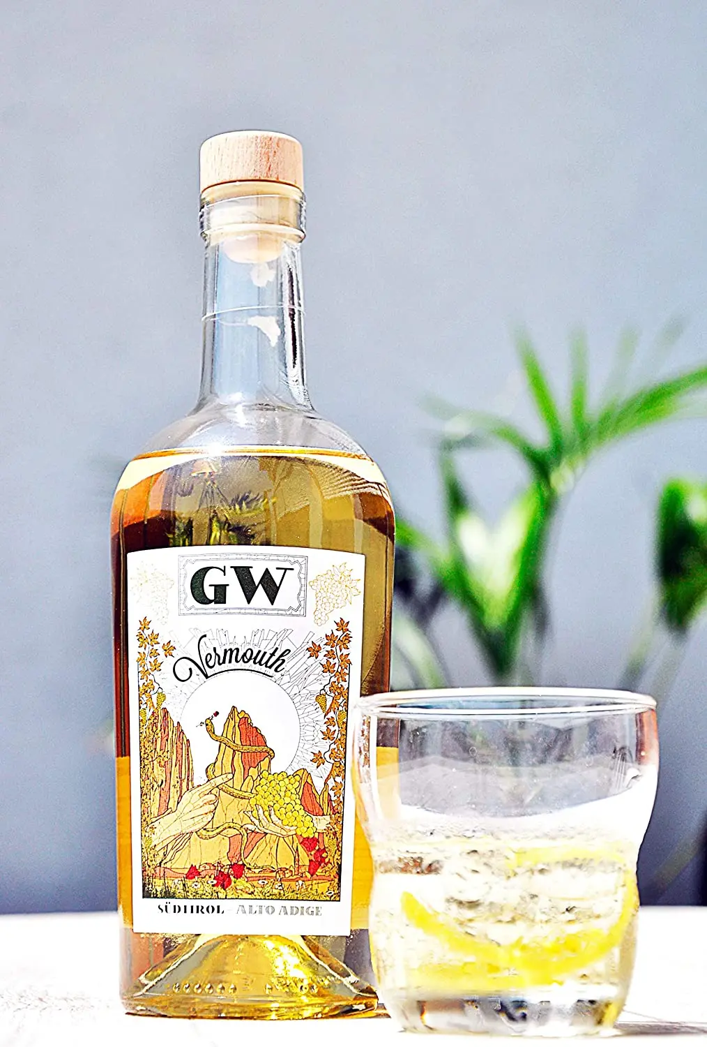 <Высшее качество, Сделано в Италии, Vermouth GW 15% об. 700 мл, спиртовые напитки, самая популярная в Италии Дистилляция