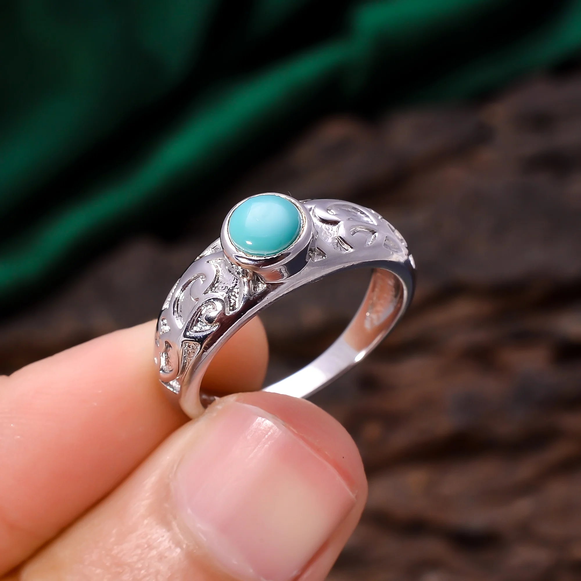 92.5 Sterling Silver Ring Natural Tibatien Unique Turquoise Smooth Round Shape Gemstone Ring 3.9 Gram Wholesale