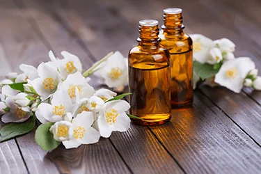 
Natural Perfume oil and Fragrances Ingredients compound 