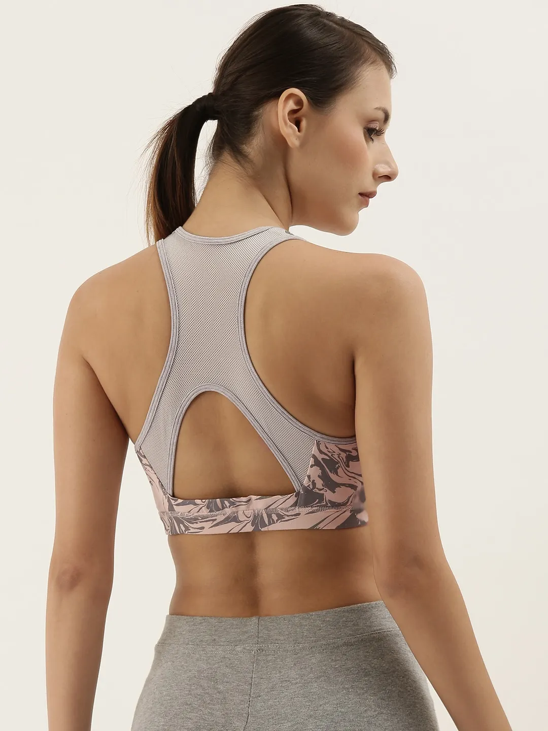 2021Pink Grey Printed Non-Wired Removable Pads High Coverage Medium Impact Sports Bra sublimation sports bra cheap price