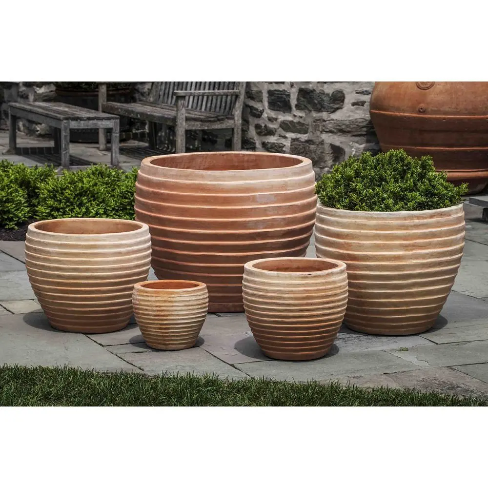 Terracotta potter from Sapphire Pottery with natural clay big size for growing plants and decoration for home and garden