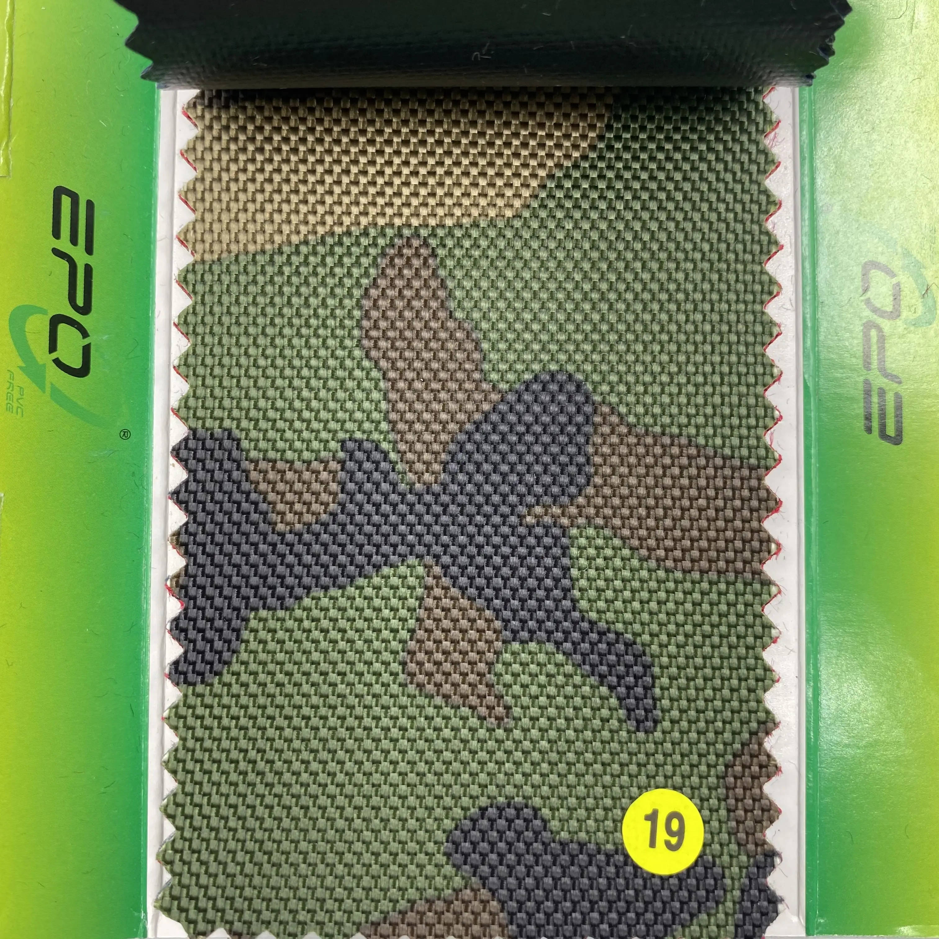 
EPO 1000D 100% Polyester Camouflage Print Fabric with Recycled-PVB Coating for Bags 