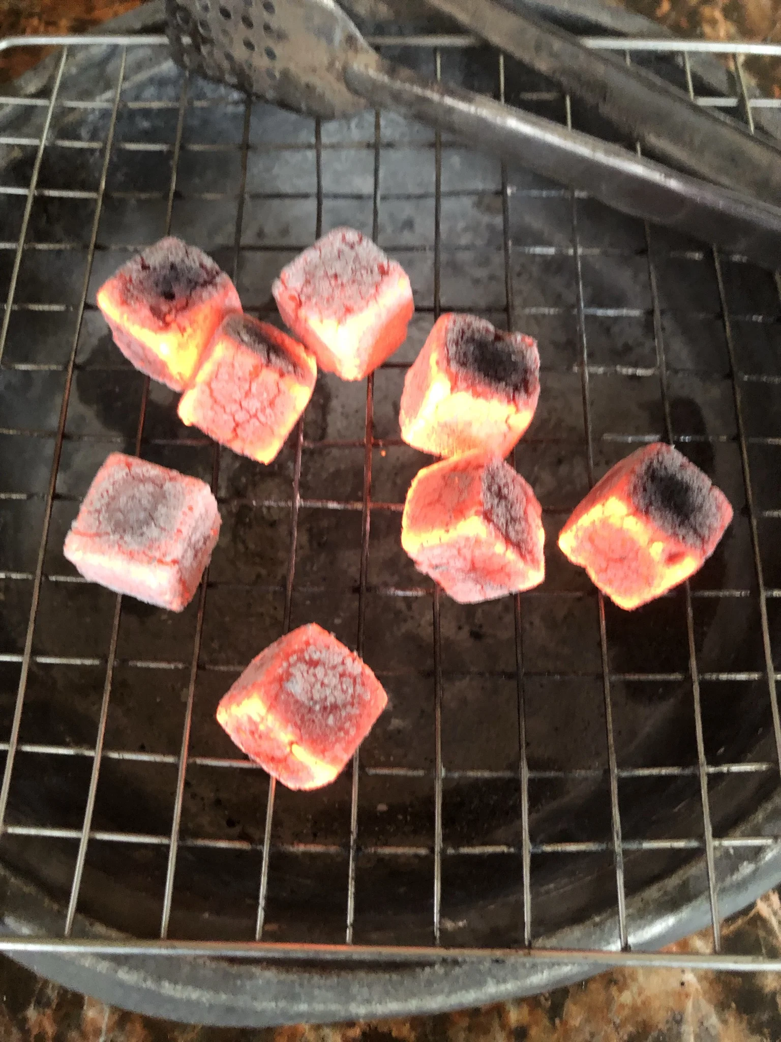 
Vietnam Finest grade Hookah 25mm Cubic briquettes shisha charcoal 