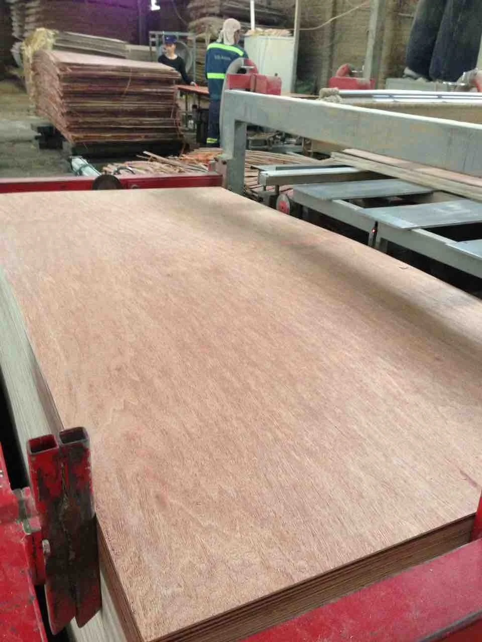 6-24mm thickness bintangor/okume red face veneer packing plywood high quality/competitive price