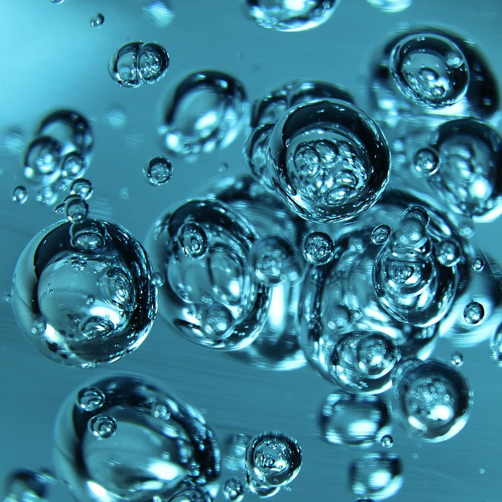 
Migiri is an ideal whitening gel containing world-famous Japanese glycerin./BtoB for buyers only 