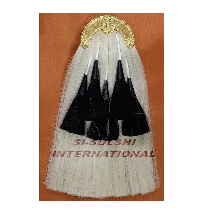 SI - WHITE LONG HORSE HAIR SPORRAN ( 100% Original ) with BLACKWATCH CANTLE