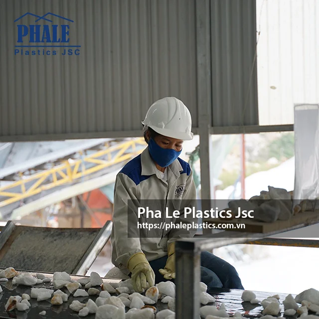 Высококачественный белый известняк, Caco3 куски/размер стружки 3-6 см, горячая цена из Вьетнама