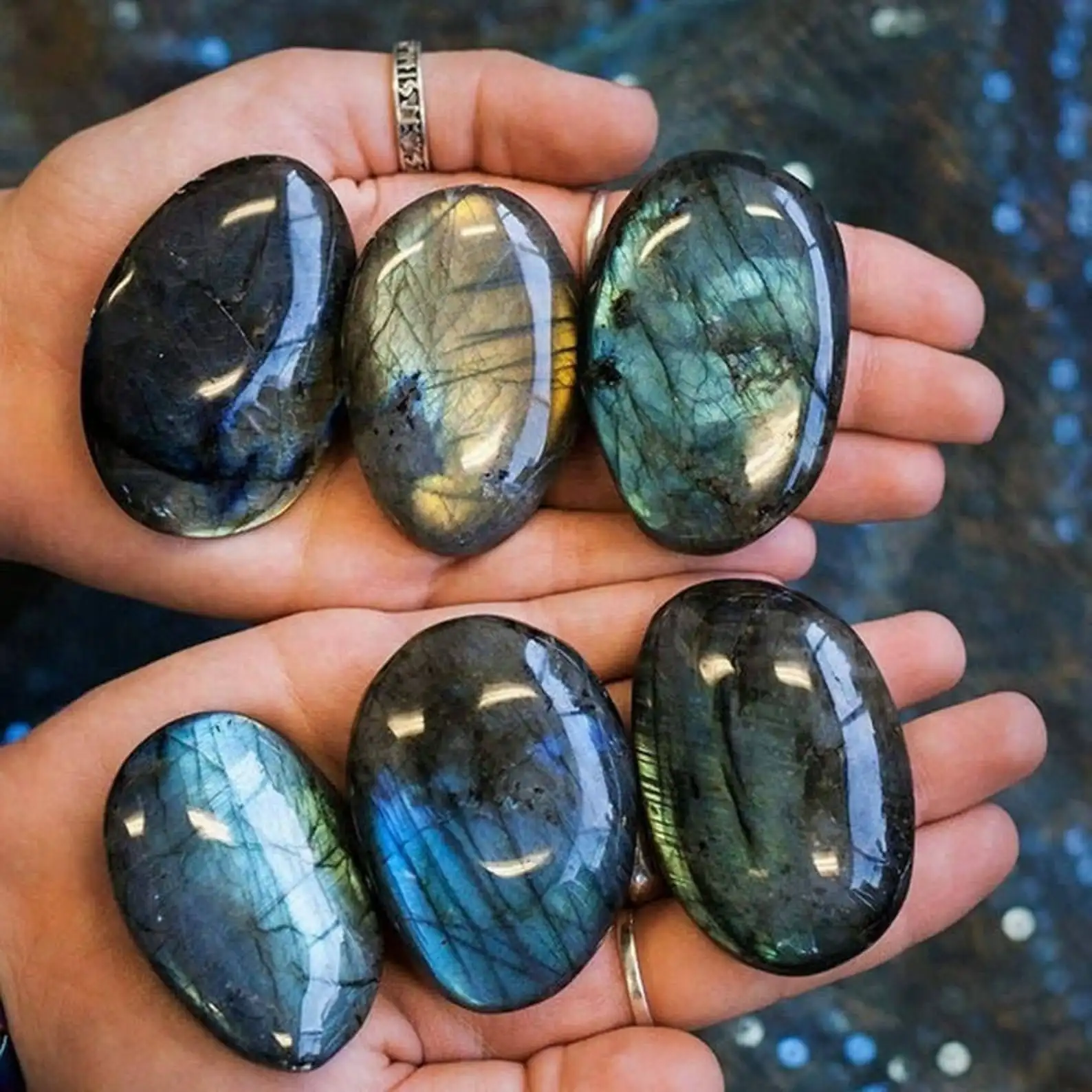 AMAZING LABRADORITE AGATE PALMSTONE / HIGH QUALITY NATURAL POLISHED LABRADORITE PALMSTONE / TOP RATING LABRADORITE palmstone