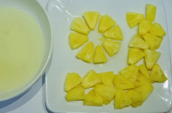 Консервированные КУСОЧКИ АНАНАСА/ананаса в легком сиропе-Whatsapp 0084 989 322 607