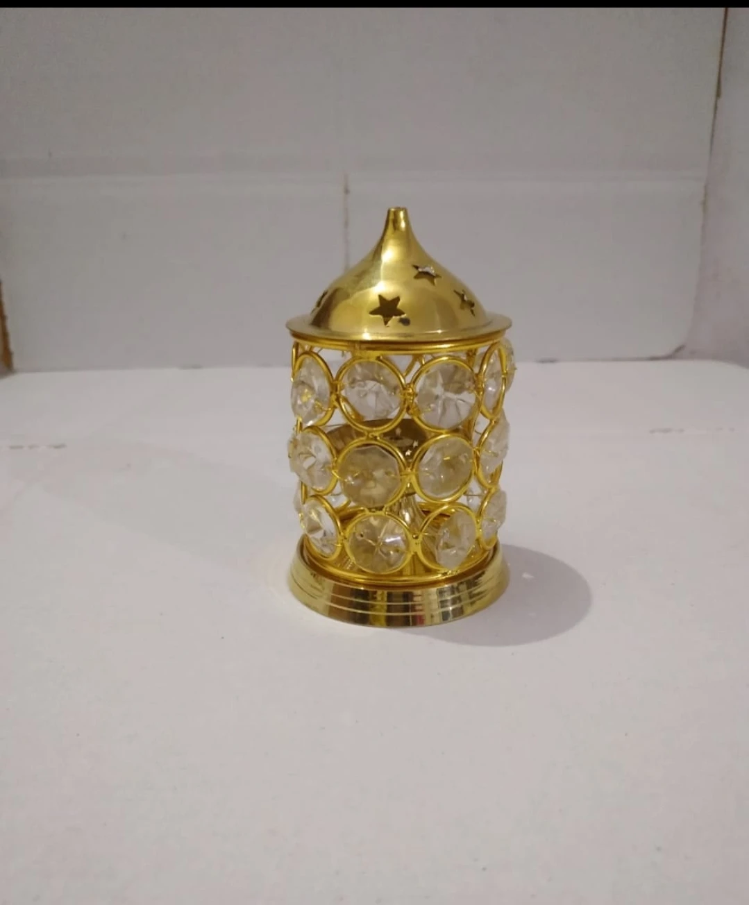 
 Современный хрустальный латунный DIYA латунный большой размер DEVDAS AKHAND DIYA DEVDAS DEEPAK латунный масляный светильник DIYA для POOJA  
