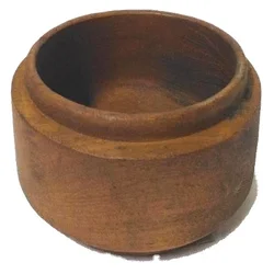 Natree food grade Kitchenware Round teak wooden chopping board Export Quality