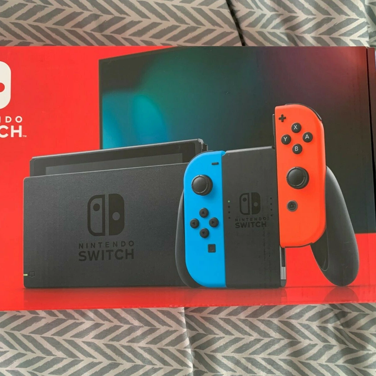 Совершенно новая консоль Nintendos Switch 32GB с неоново-голубым