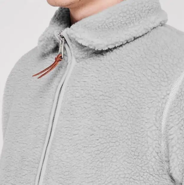 
Good Quality Fashion Regular Fit Soft Exterior Turn Down Collar Solid Color 2 Pockets Fleece Jacket 