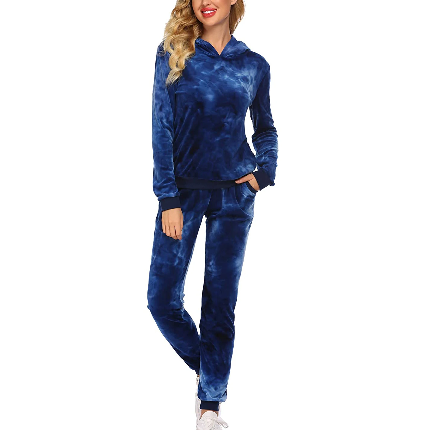 summer tracksuit for women velour custom  Track suit sports wear training & jogging wear ladies velvet tracks