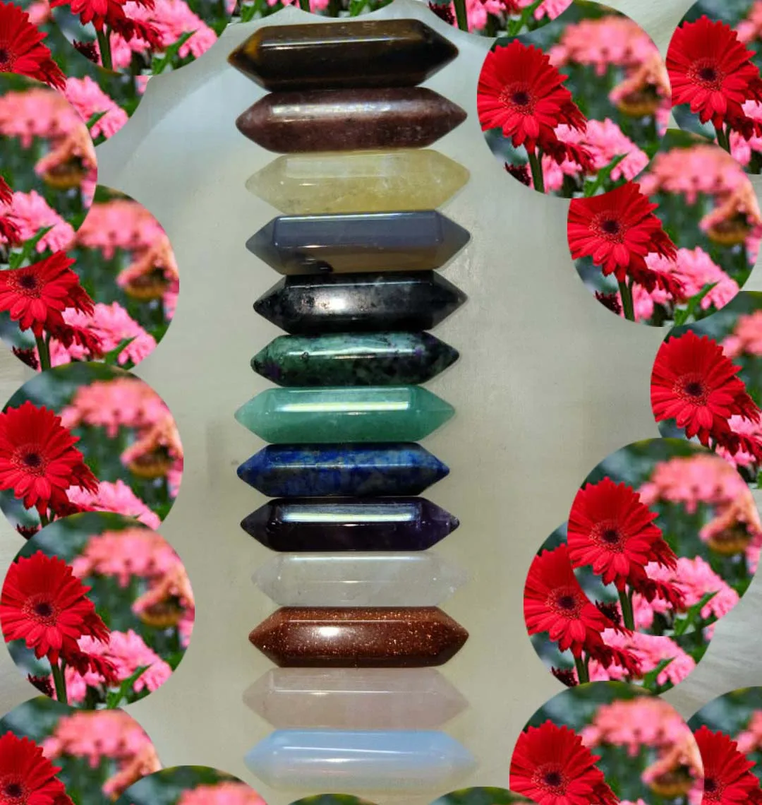 Одиночная вышитая башня с кристаллами