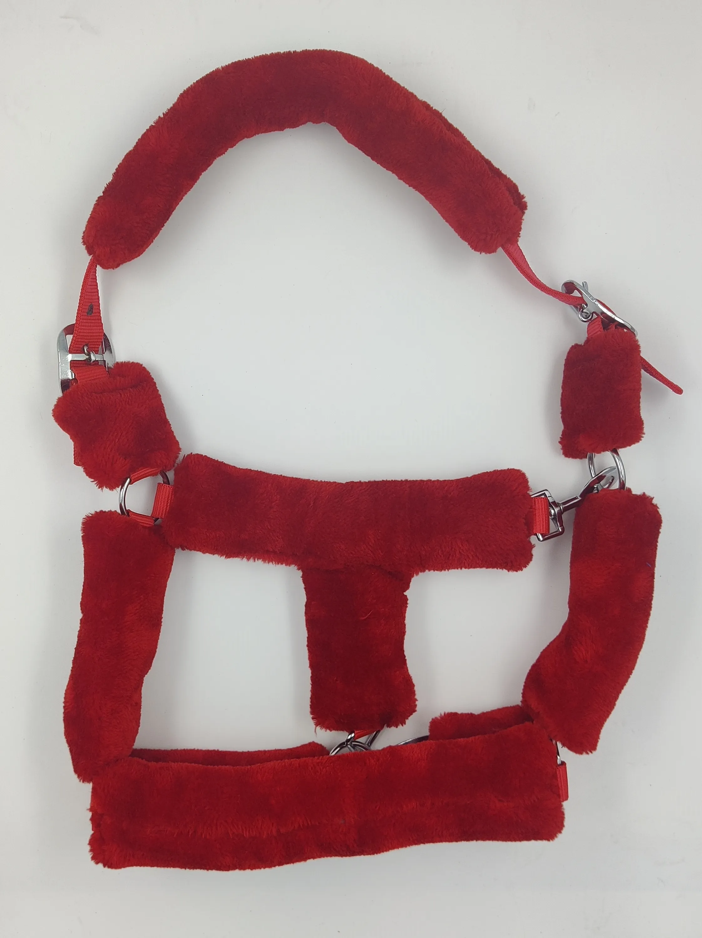 Регулируемая лямка через шею PP Horse с высококачественной глянцевой фурнитурой и норковым покрытием для короны носа щек большого пушистого вида