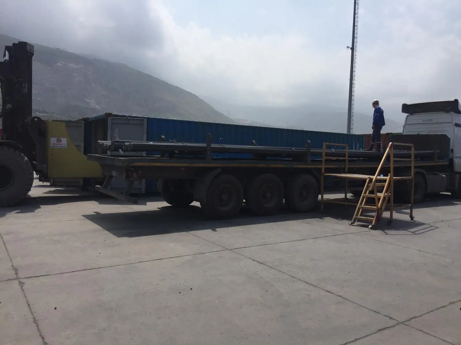 Steel Reinforcing Bars ASTM A615 Grade 60 BS4449 B500B FeE500 JIS DIN 488 , All Quality Standards/Grades Rebar 8mm to 32 mm