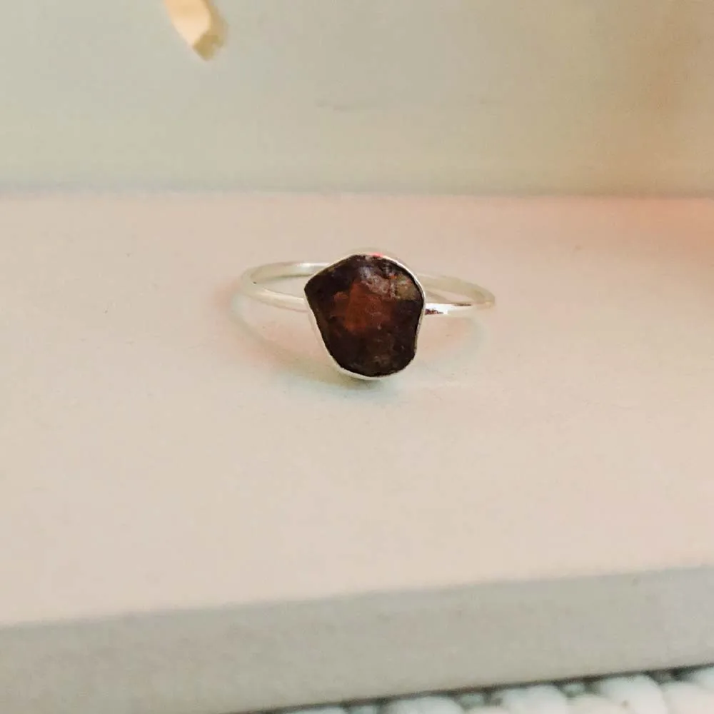 Hot Selling Simple Design Ring Fanta Garnet Gemstone 100 % 925 sterling silver Excellent Quality Factory Wholesale Price Ring