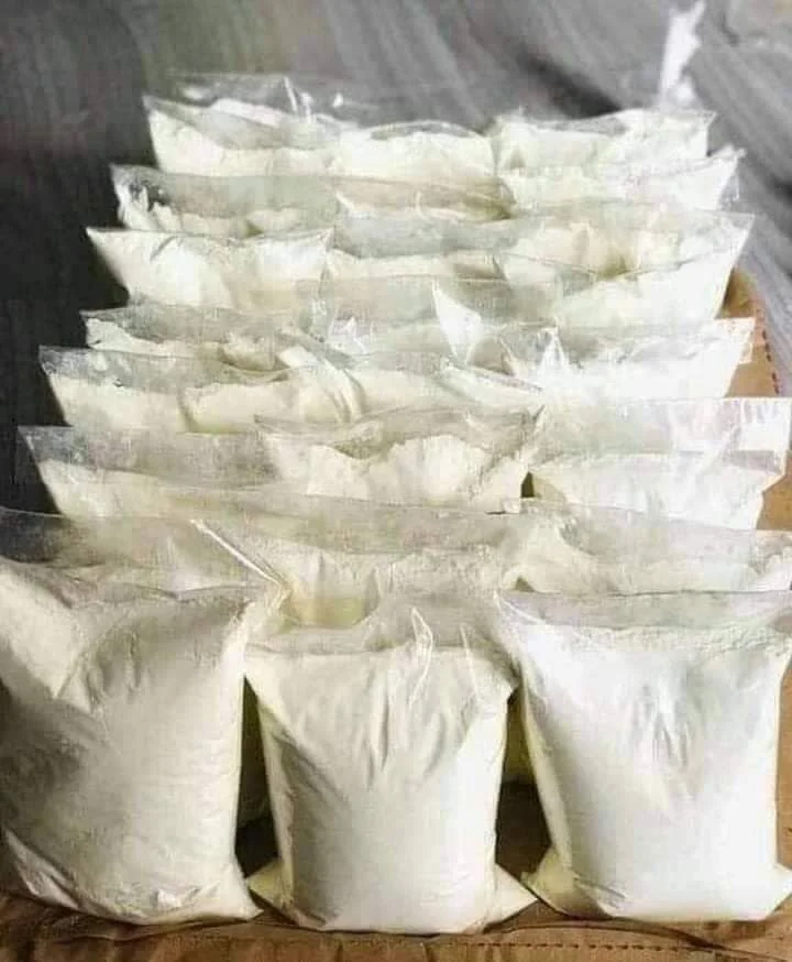 milk powder 5.jpg