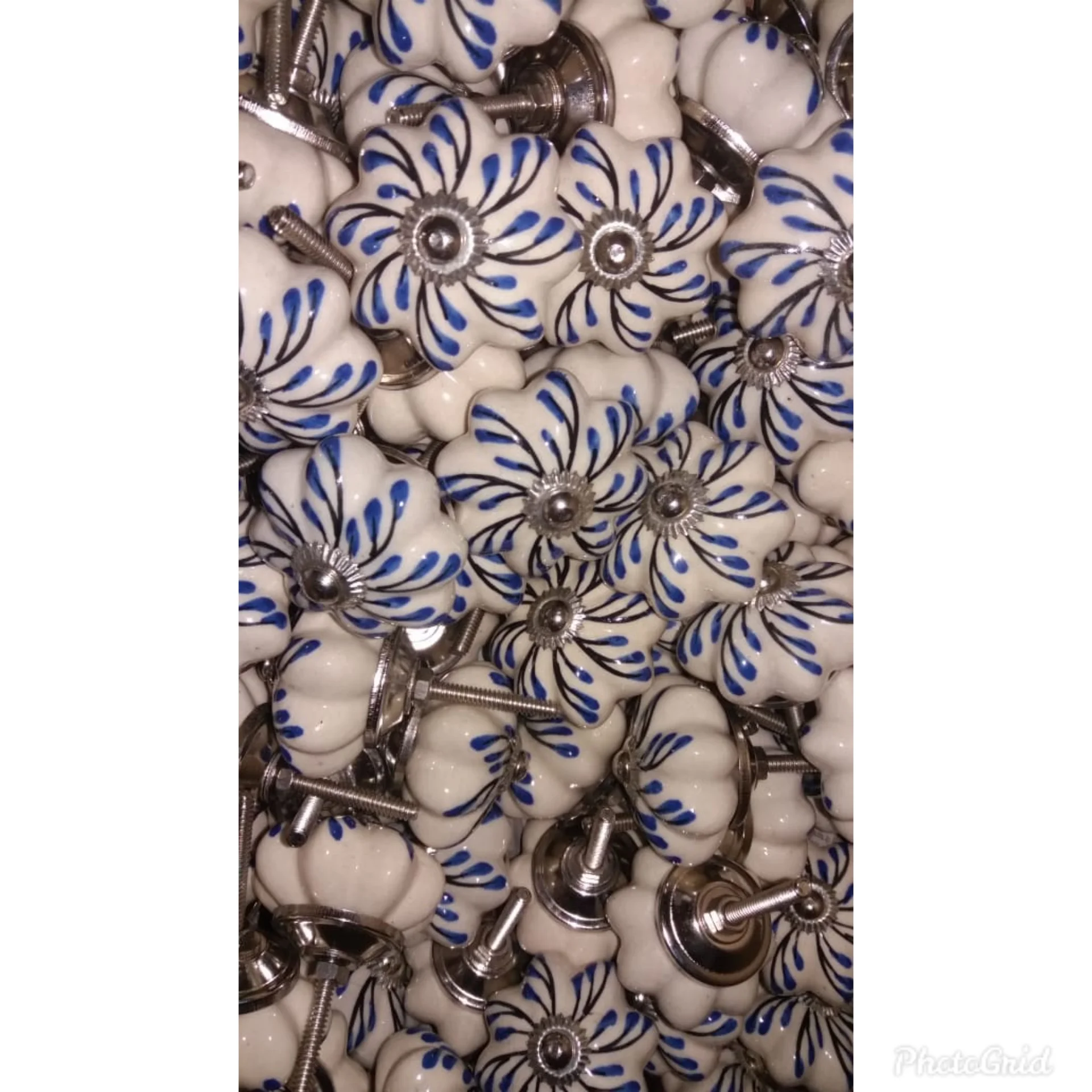 INDIAN CERAMIC DOOR AND DRAWER KNOBS