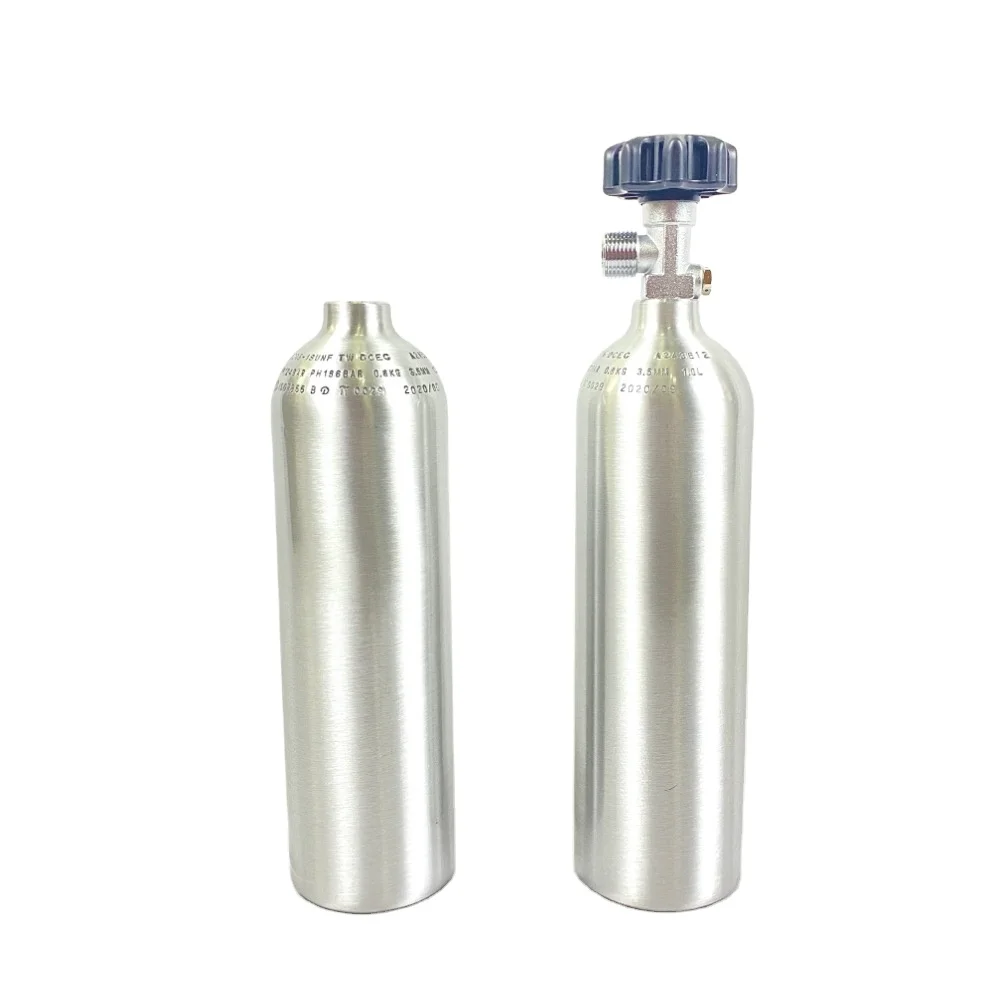 Hot Sale 0.8L High Pressure CO2 Gas Cylinder with w21.8handle lateral valve for aquarium