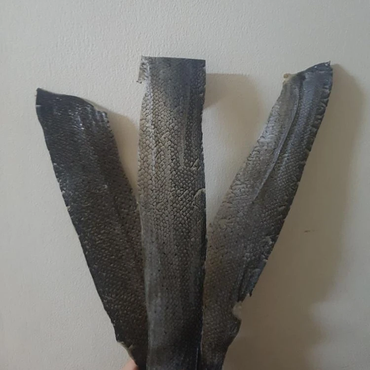 Salmon Skin Snack / Fish Skin Snack / Dried Salmon Skin High Quality From Vietnam (Ms.Thi Nguyen +84 988 872 713)