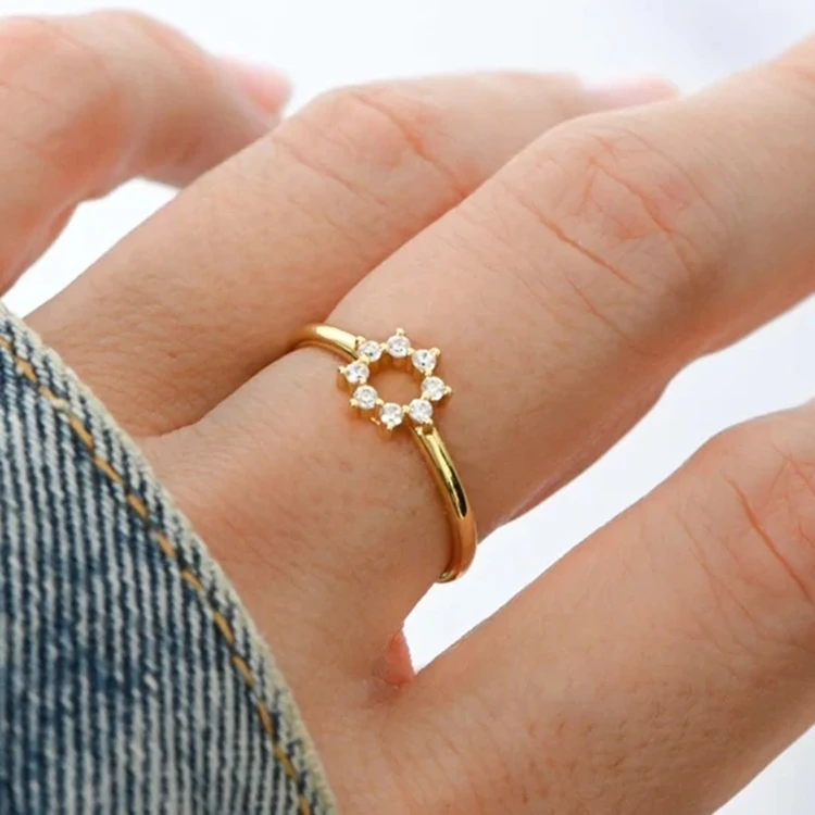 Dainty gold plating round shape cubic zircon ring sunburst sterling sliver ring