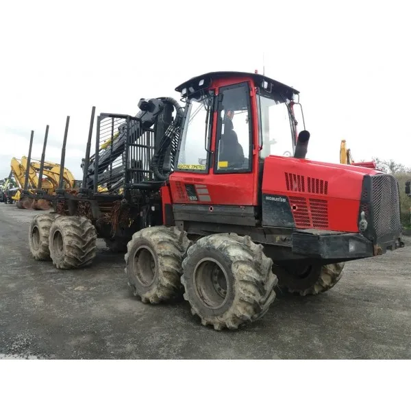 3. FORWARDER KOMATSU 835 - 2018 - 4.370H