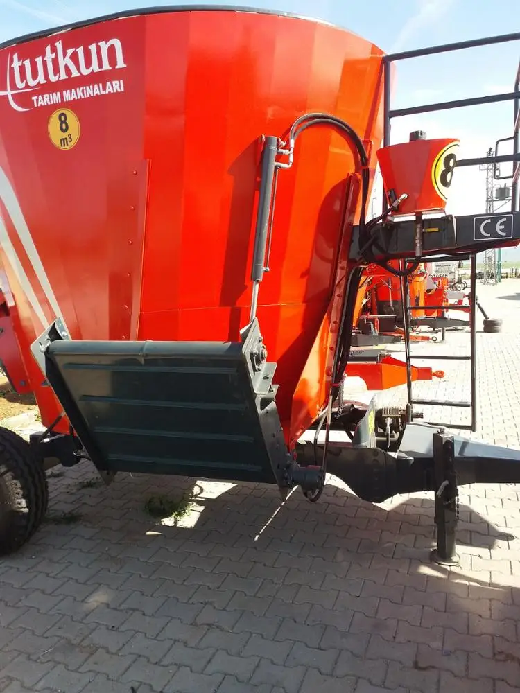 Cow, cattle, animal farm feed mixer 8m3