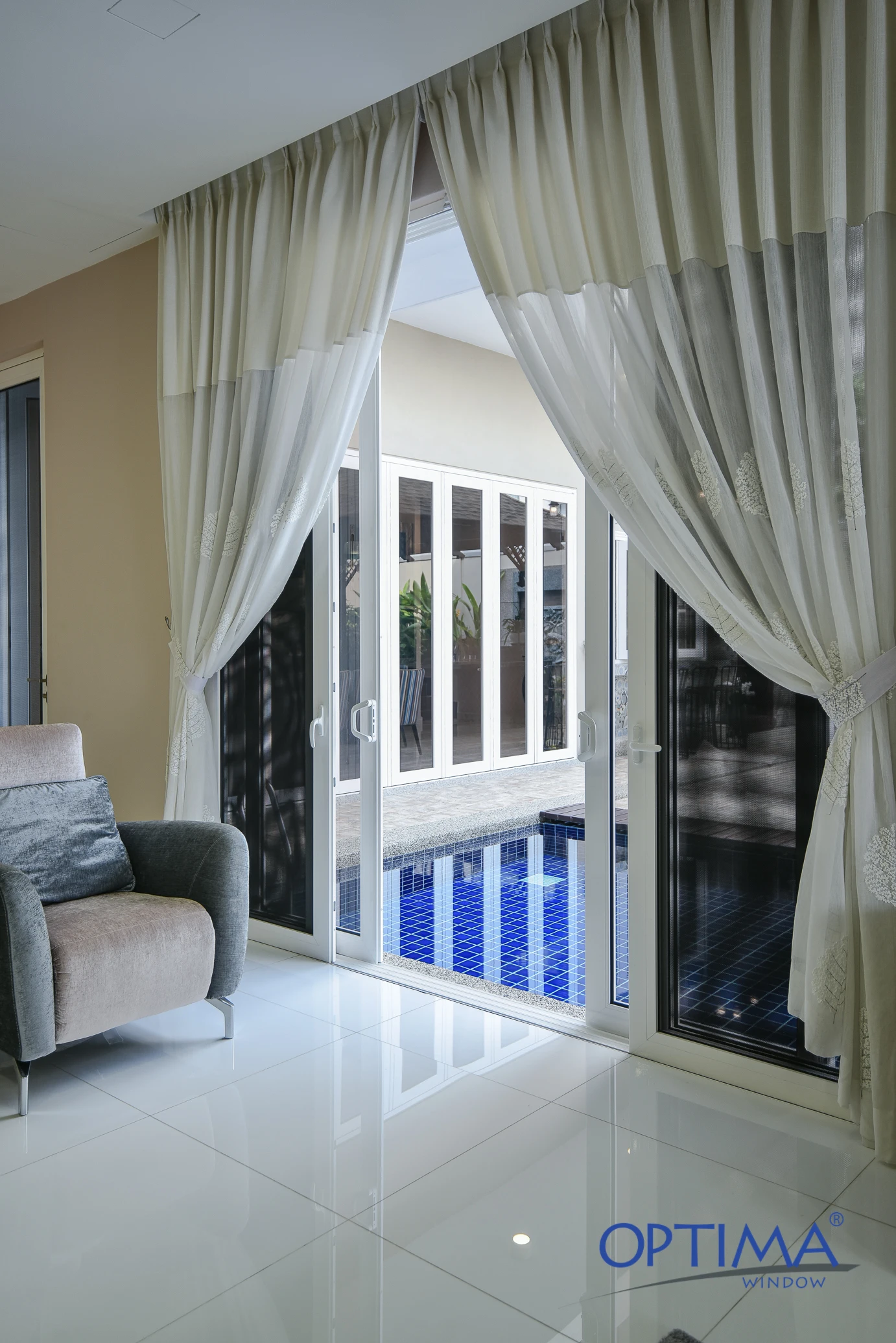 
Arxtech Luxury Quality High Performance Window Mesh & Aluminium Sash Security Door Anti Bug Anti thief 