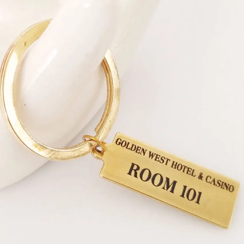 manufacturer custom engraved number antique brass hotel keychain