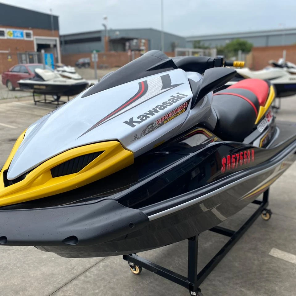Hot Sale Yamahas VX Cruiser HO / High Standard waveRunner VX Deluxe jet ski / jetski