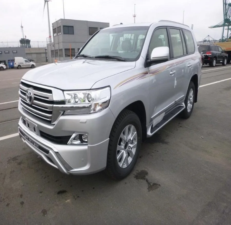 
Land Cruiser GX-R 4.0 LT Petrol Automatic - MPID 2017 