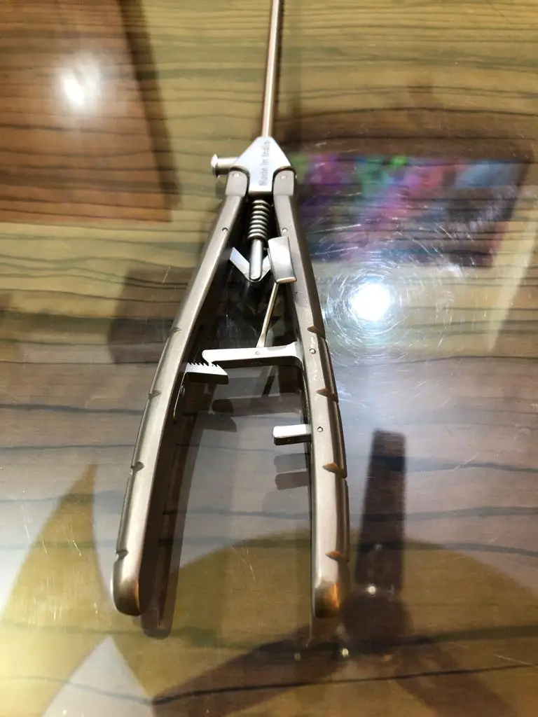 
Laparoscopic surgical instruments 