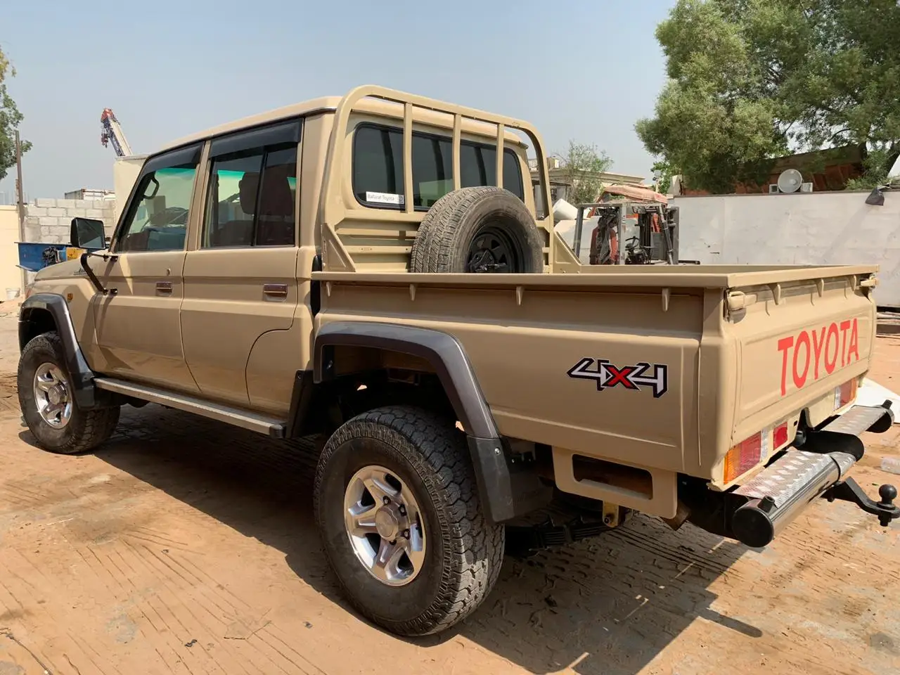 Second Hand / Used 2016 Toyota Land Cruiser Pickup , Available Right hand drive. Left Hand Drive
