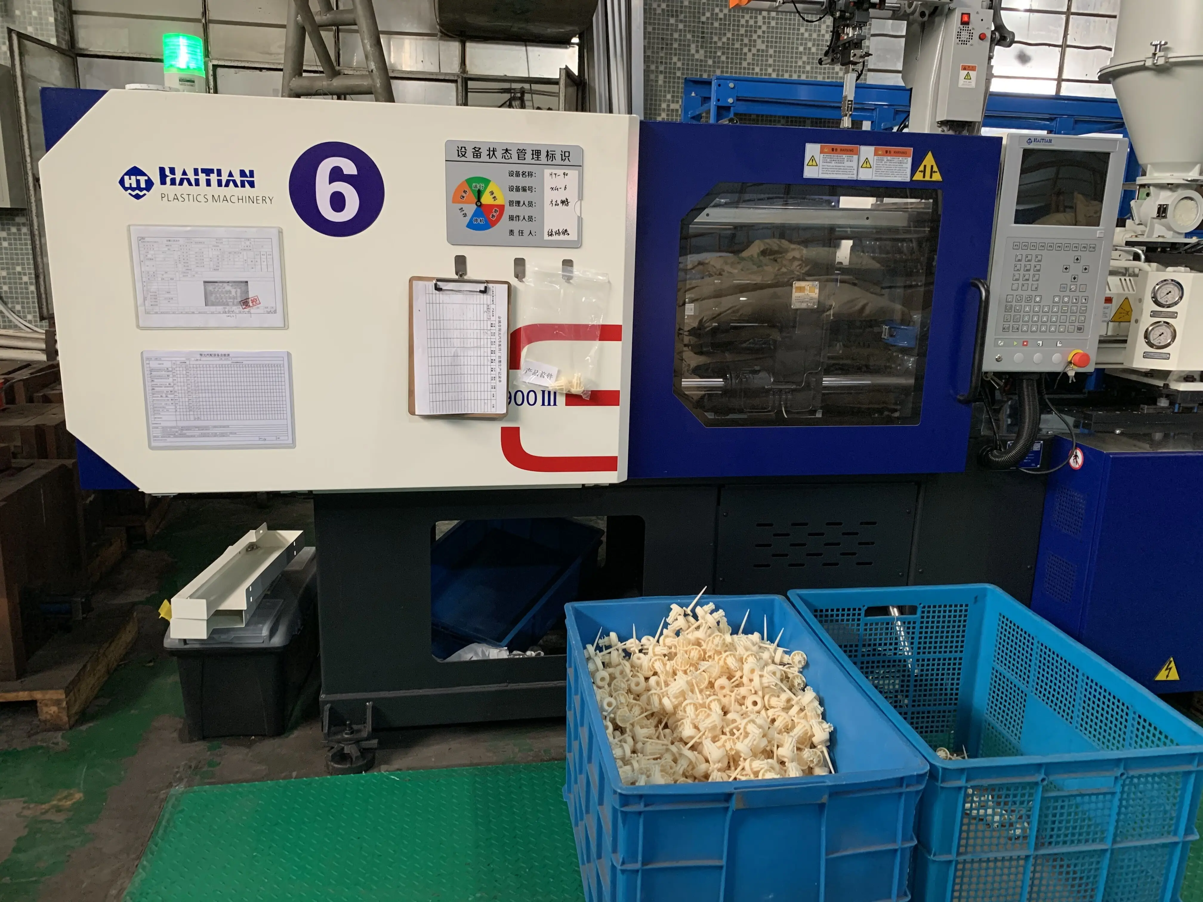 Autoparts PCV hose OE 06E103217AE  For AUDI A7 2011-2014   A8 2010-2017